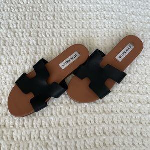 Steve Madden Black Slide Sandal size 6.5